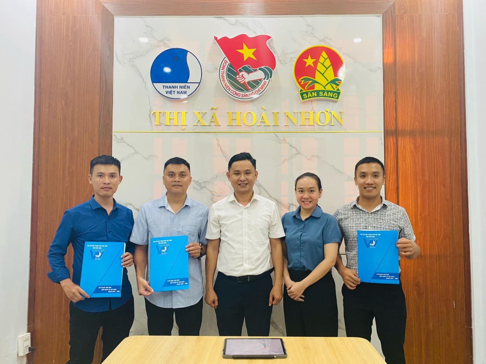 HOÀI NHƠN KIỆN TOÀN CÂU LẠC BỘ TRUYỀN THÔNG HOÀI NHƠN – HOAINHON MEDIA CLUB